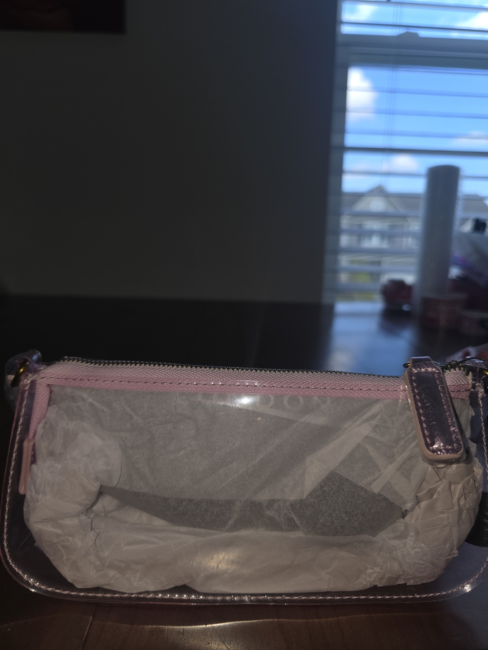Kurt Geiger Pink Clear PVC Shoulder Bag with Rose Gold Hardware - Picture 5 of 5